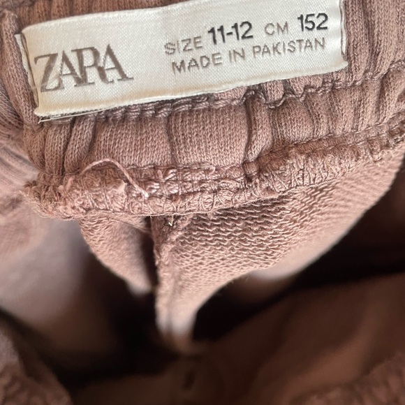 Boys Zara joggers - Picture 2 of 3
